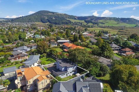 Photo of property in 20b Grand Vue Road, Kawaha Point, Rotorua, 3010