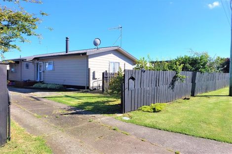 Photo of property in 415 Ngatai Road, Bellevue, Tauranga, 3110