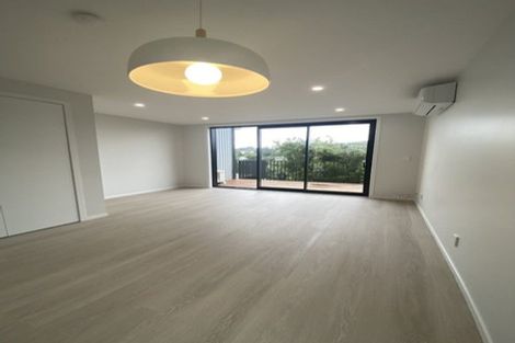 Photo of property in 68 Tiketike Way, Brooklyn, Wellington, 6021