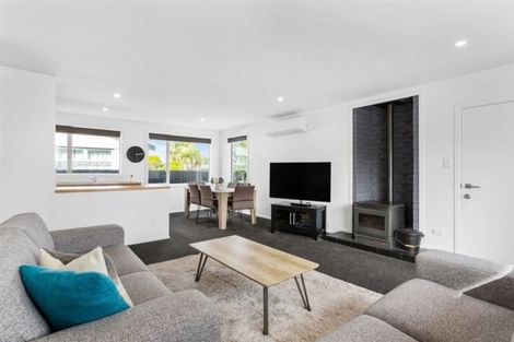 Photo of property in 1 Erica Street, Papanui, Christchurch, 8053