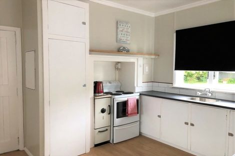 Photo of property in 21 George Street, Levin, 5510