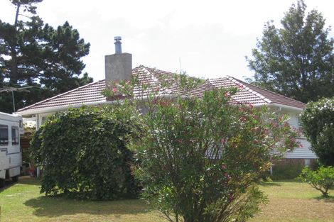 Photo of property in 18 Japonica Drive, Beach Haven, Auckland, 0626