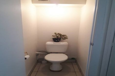 Photo of property in 11 Kenmure Avenue, Forrest Hill, Auckland, 0620