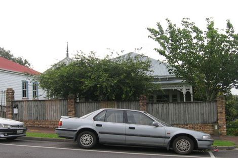Photo of property in 1/26a West End Road, Herne Bay, Auckland, 1022