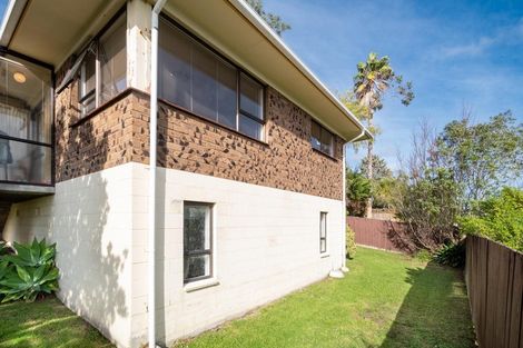 Photo of property in 7/9 Evans Road, Glen Eden, Auckland, 0602