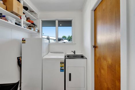 Photo of property in 44 Wairau Road, Oakura, 4314