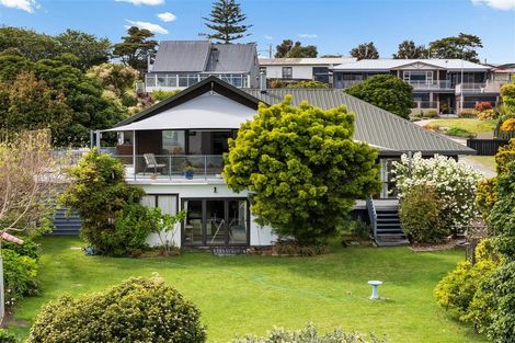 Photo of property in 33 Ngaparaoa Drive, Maketu, Te Puke, 3189