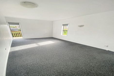 Photo of property in 448 Beach Road, Murrays Bay, Auckland, 0630