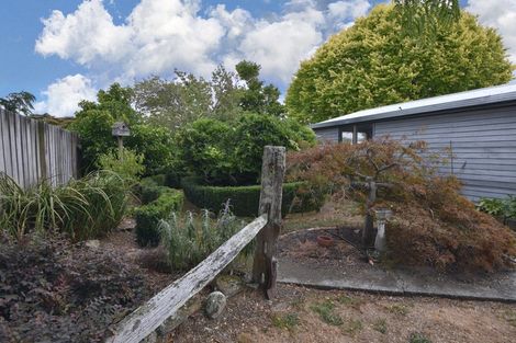 Photo of property in 93 Pembroke Street, Carterton, 5713