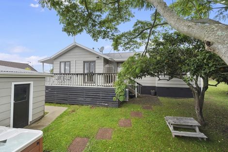 Photo of property in 94 Tuhikaramea Road, Dinsdale, Hamilton, 3204
