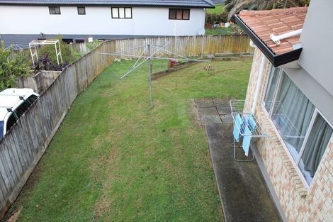 Photo of property in 15 Chieftain Rise, Goodwood Heights, Auckland, 2105