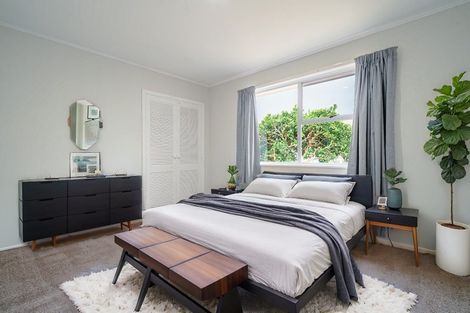 Photo of property in 15 Burndale Terrace, Manurewa, Auckland, 2102