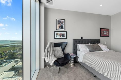 Photo of property in Sentinel Apartments, 1701/3 Northcroft Street, Takapuna, Auckland, 0622