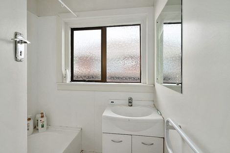 Photo of property in 16 Kerrs Road, Linwood, Christchurch, 8062