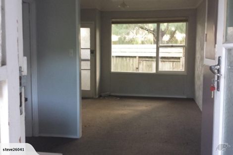 Photo of property in 3/15 Glengarry Road, Glen Eden, Auckland, 0602