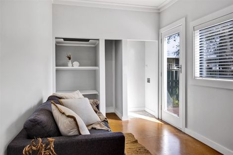 Photo of property in 186 South Road, Hawera, 4610