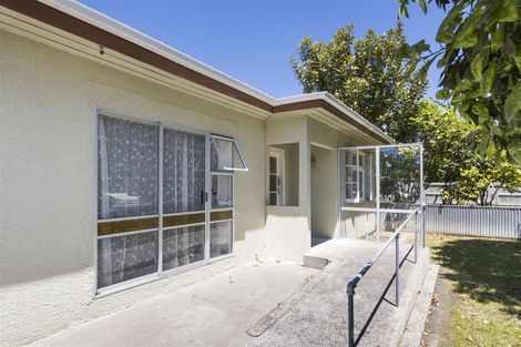 Photo of property in 142 College Street, Awapuni, Palmerston North, 4412
