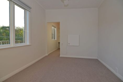 Photo of property in 48 Cluny Road, Plimmerton, Porirua, 5026
