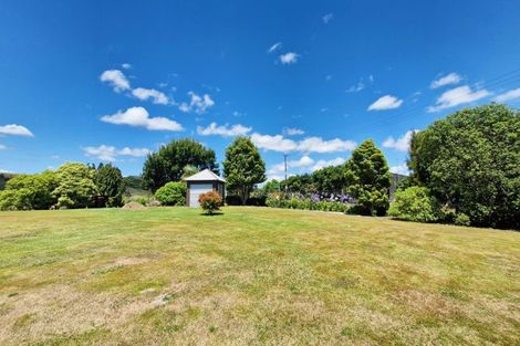 Photo of property in 1 Wilson Road, Urenui, 4375