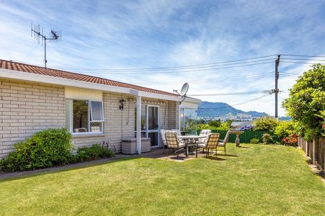 Photo of property in 96 Acacia Bay Road, Nukuhau, Taupo, 3330