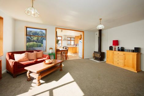 Photo of property in 17 Deal Street, Kaikoura, 7300