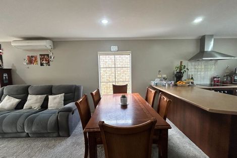 Photo of property in 26 Espalier Drive, Henderson, Auckland, 0612