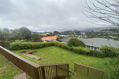 Photo of property in 68 Glanmire Road, Newlands, Wellington, 6037