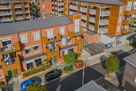 Photo of property in 2/160c Hobsonville Point Road, Hobsonville, Auckland, 0616