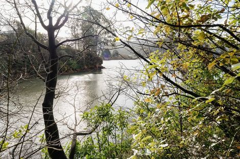 Photo of property in 8 Cove Street, Roseneath, Port Chalmers, 9023