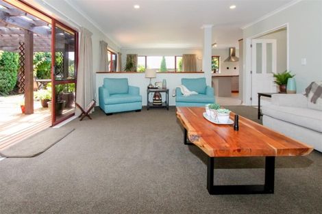 Photo of property in 17 Frame Place, Owhata, Rotorua, 3010