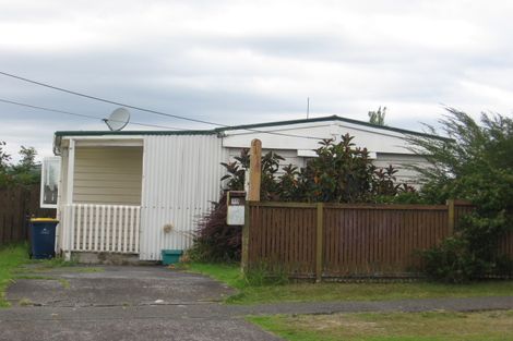 Photo of property in 19a Archibald Road, Kelston, Auckland, 0602