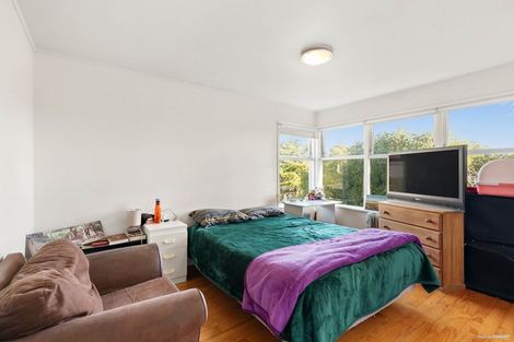 Photo of property in 47 Powrie Street, Glenfield, Auckland, 0629