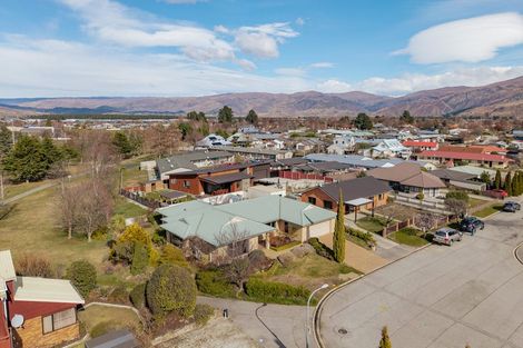 Photo of property in 17 Orchard Place, Cromwell, 9310