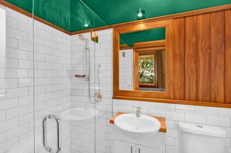 Photo of property in 4 Muhunoa West Road, Ohau, Levin, 5570