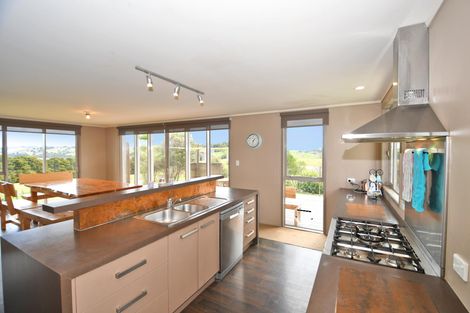 Photo of property in 301 Ranganui Road, Kaiwaka, 0573