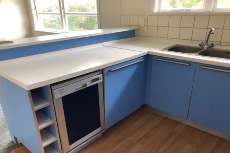 Photo of property in 15 Bancroft Terrace, Newlands, Wellington, 6037