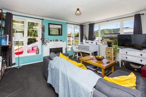 Photo of property in 7 Mangaroa Hill Road, Maoribank, Upper Hutt, 5018