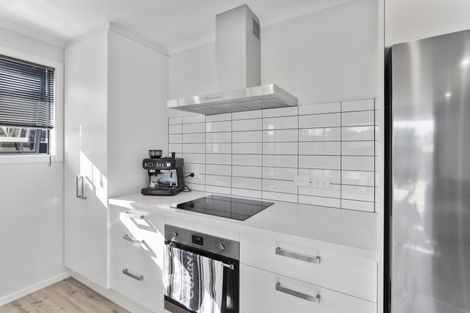 Photo of property in 68 Hinemoa Street, Levin, 5510