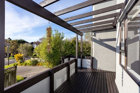 Photo of property in 21 Parkes Avenue, Saint Johns Hill, Whanganui, 4501