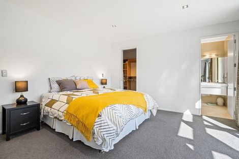 Photo of property in 42a-b Kelliher Drive, Wanaka, 9305