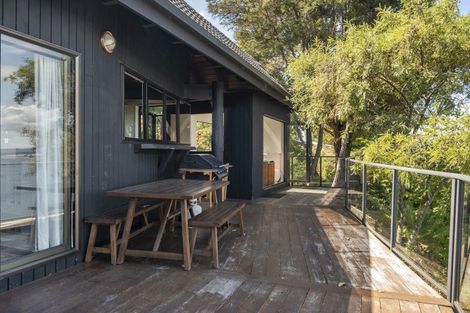 Photo of property in 838 Wily Terrace, Acacia Bay, Taupo, 3330