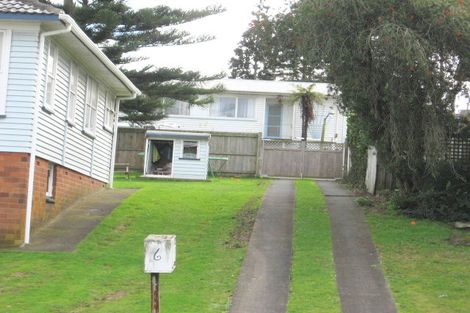 Photo of property in 6 Mcquarrie Avenue, Wattle Downs, Auckland, 2103