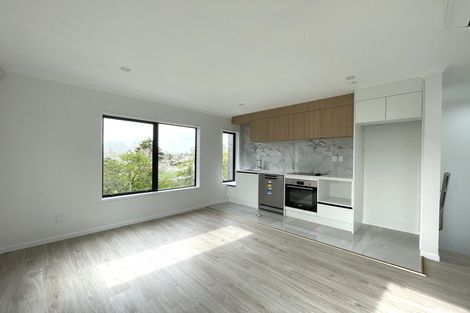 Photo of property in 8/7 Glen Road, Ranui, Auckland, 0612