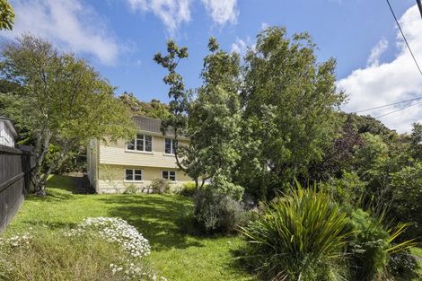 Photo of property in 43 Tukanae Street, Strathmore Park, Wellington, 6022