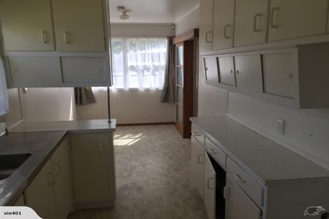 Photo of property in 19 Pendlebury Street, Green Bay, Auckland, 0604