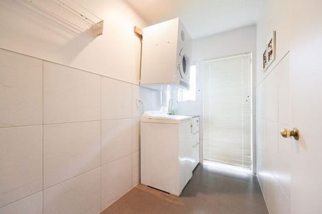 Photo of property in 41 Hythe Terrace, Mairangi Bay, Auckland, 0630