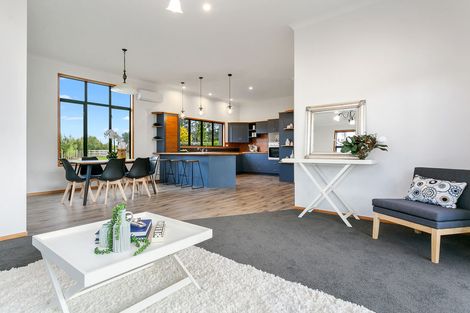 Photo of property in 331 Athlone Drive, Cambridge, 3434