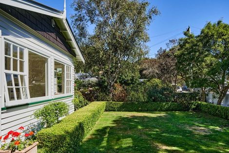 Photo of property in 107 Oroua Street, Eastbourne, Lower Hutt, 5013