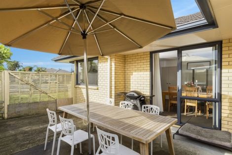 Photo of property in 710 Gloucester Road, Papamoa Beach, Papamoa, 3118