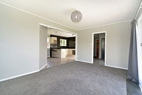 Photo of property in 5 Kerry Place, Papakura, 2110